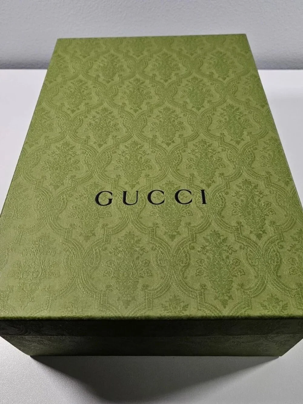 Gucci authentic basket